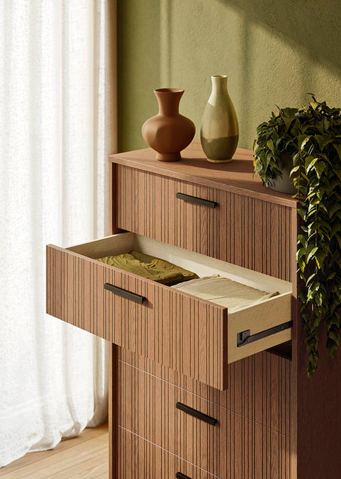 Ritmo Chest