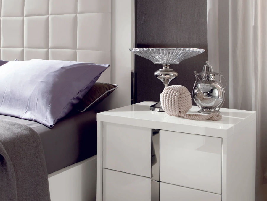 Imperia Nightstand